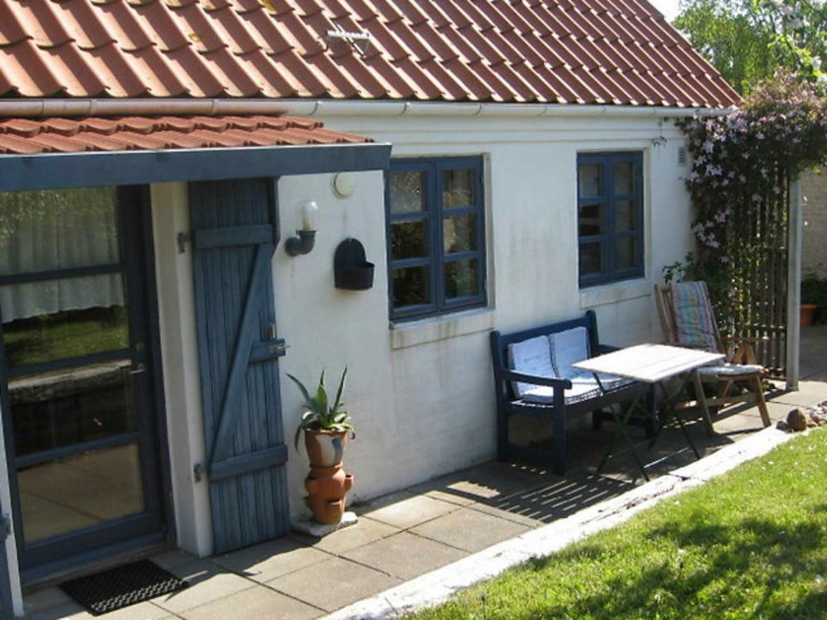 4 Person Holiday Home In Bramming 外观 照片